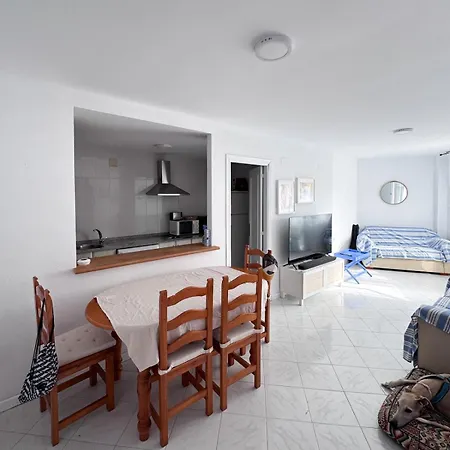 דירה Beachfront In Primera Linea De Playa קוניל דה לה פרונטרה